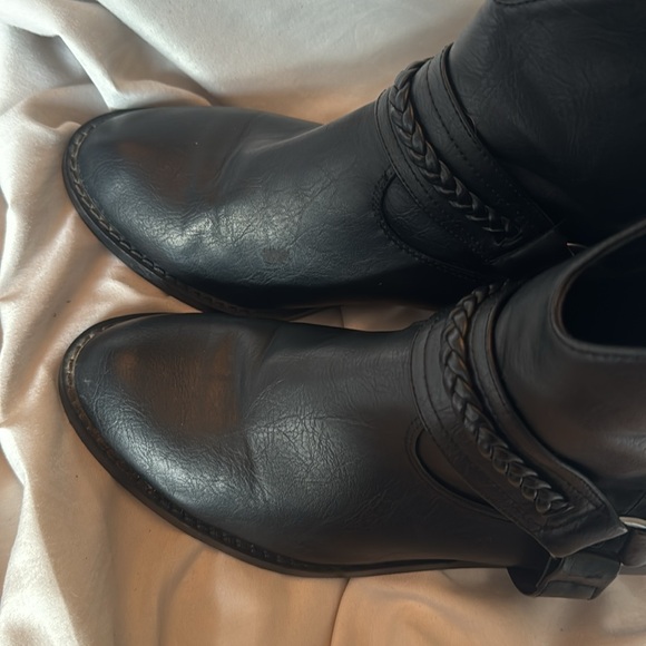 Black Womens Ankle Boots - Picture 4 of 7